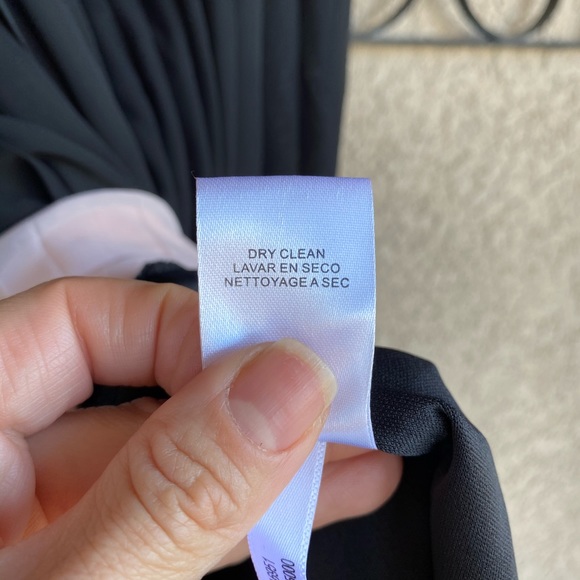 Jessica Simpson maxi dress with mesh yoke - Picture 11 of 11